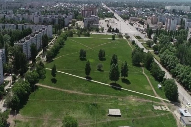 Центральный парк в Балаково обещают сдать в конце ноября