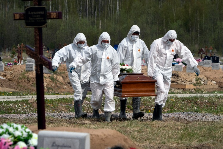 В Балаково за сутки от коронавируса скончались 11 человек