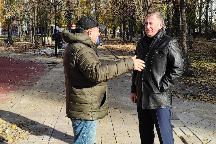 Вы так ничего не успеете! Строители не устают изумлять проверяющих