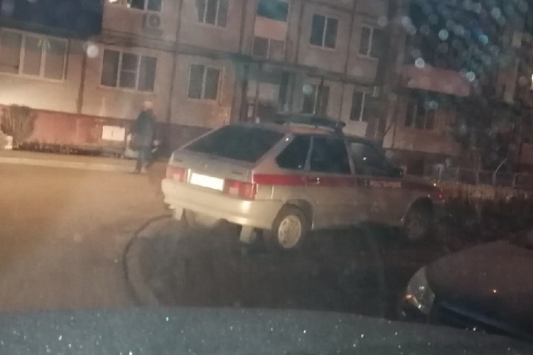 Паркуюсь, где хочу. Росгвардии не чуждо автохамство