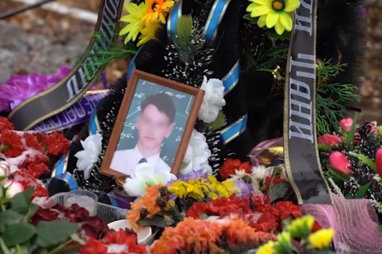 Отец раскрыл подробности гибели ученика школы № 27 города Балаково
