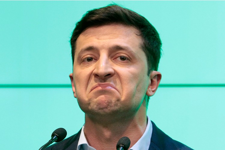 Что случилось этой ночью. Зеленский приостановил деятельность оппозиционных партий на Украине