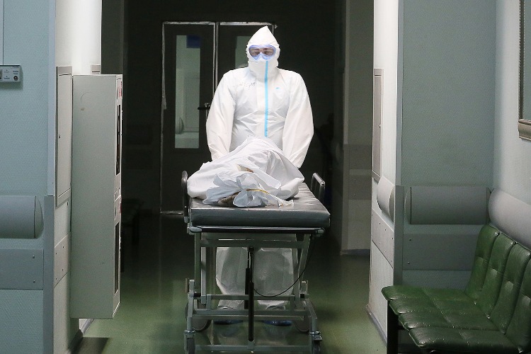 Коронавирус за сутки сразил 40 человек. Один больной скончался