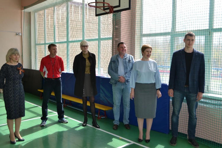 Власти Балакова умудрились новую спортшколу открыть при закрытых дверях