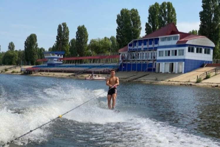 Соревнования на невезучем водном стадионе в Балаково перенесли на неделю