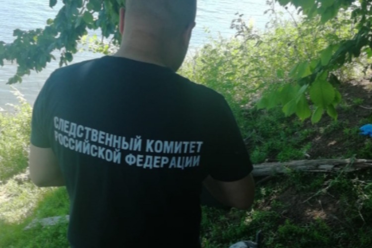 Житель Балаково обнаружил на берегу реки человеческий череп