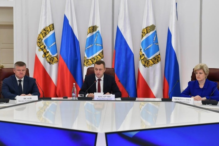 Вместо роста за 5 лет уместнее за 3 года. Губернатор Роман Бусаргин порассуждал о взносах на капремонт