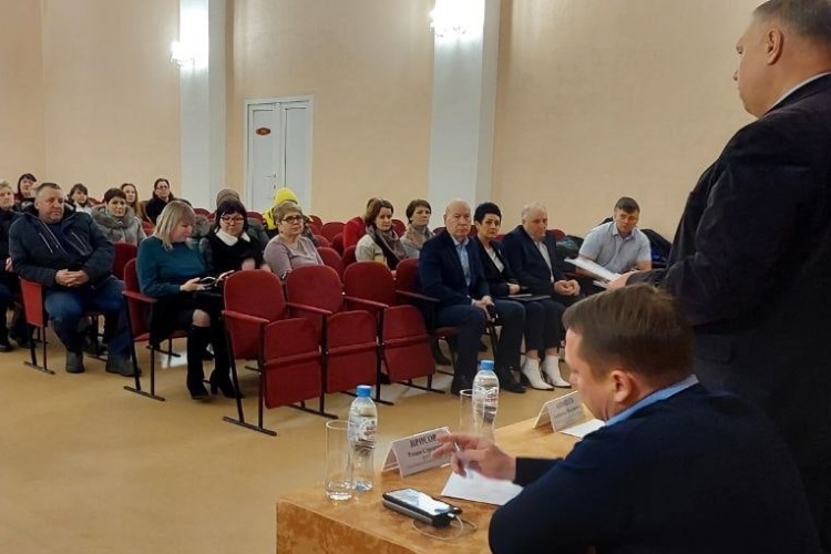 Когда политики с народом идут на встречных курсах