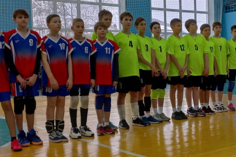 Балаковские волейболисты стали лучшими на областном первенстве