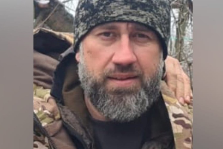 В эти минуты началось прощание с погибшим на СВО Андреем Паниным