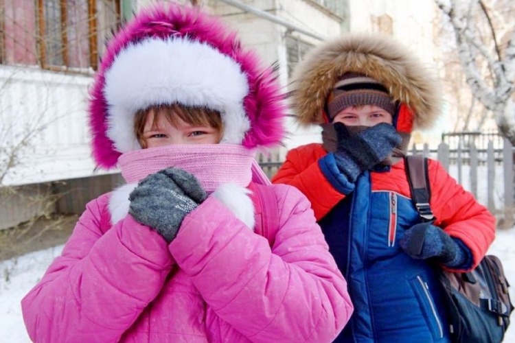 Морозы немного спадают, как быть завтра ученикам балаковских школ?