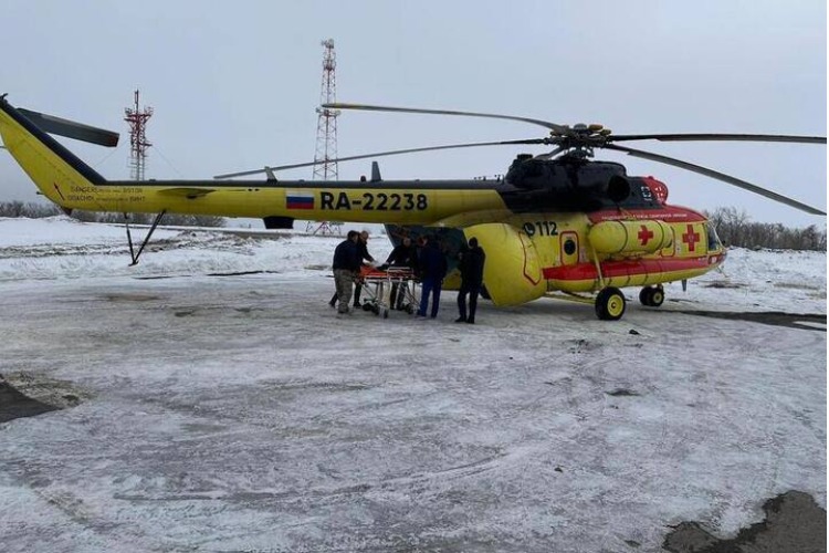 Вертолет санавиации доставил для спасения в Балаково водителя со сложным инфарктом