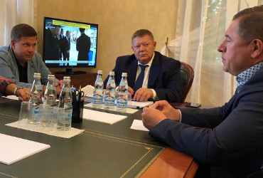 Депутат Панков организовал встречу дольщиков Балакова с конкурсным управляющим “СТИНКО“