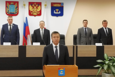 Открыто и единогласно. Александр Соловьев избран главой Балаковского района