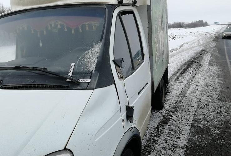 Газель пропасть. Дима Газель. На районе Газель. Вольск ру 28 февраля. Фото Кривого водителя на газели.