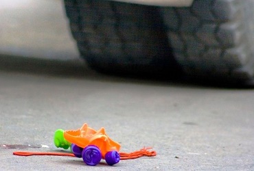 Сводка ДТП: Mitsubishi врезался в 17-летнего мотоциклиста, а Skoda сбила 8-летнего мальчика
