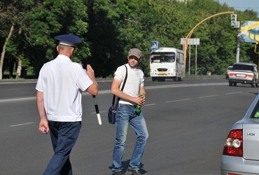 Переходи дорогу правильно. В Балакове оштрафовали 15 пешеходов