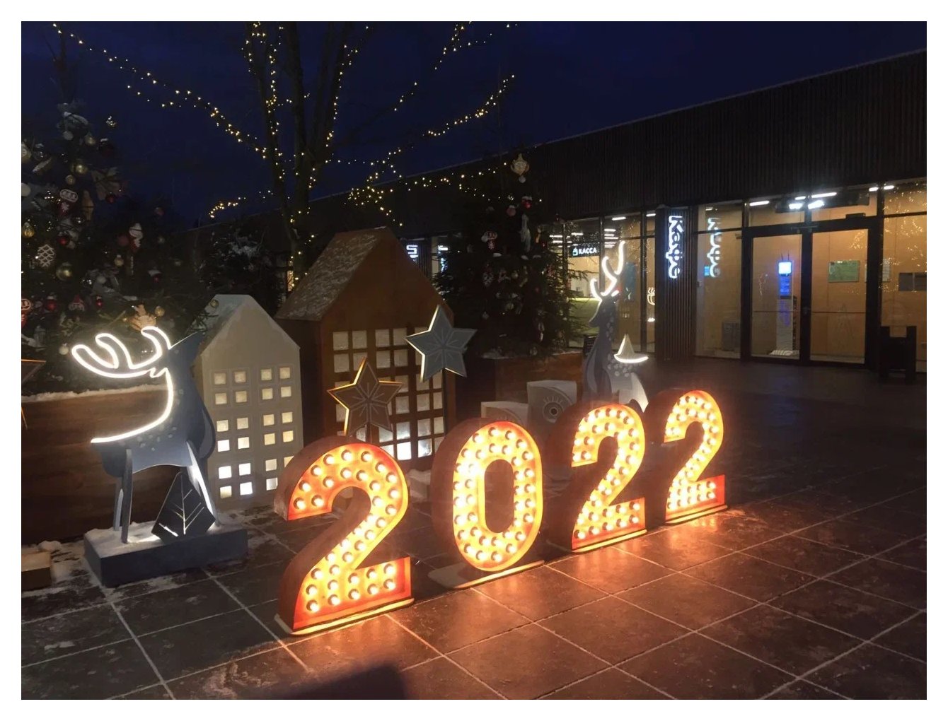 Цифры 2027_дерево 80см_Вегас