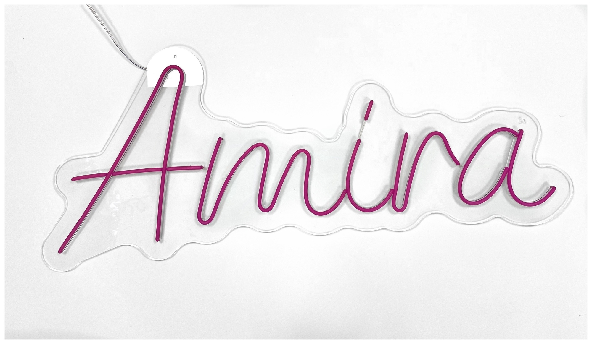 Неоновая табличка "Amira", розовый