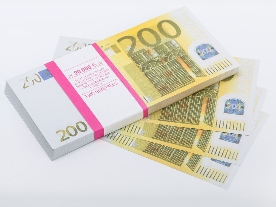 Деньги сувенирные 200 Евро