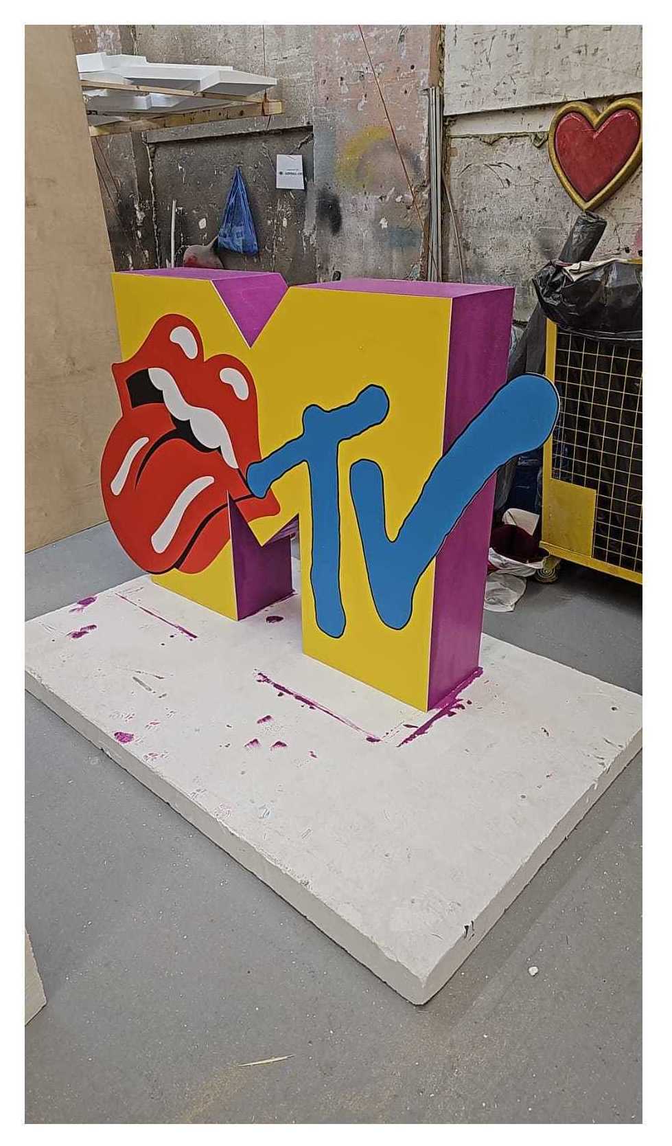Фигура Mtv