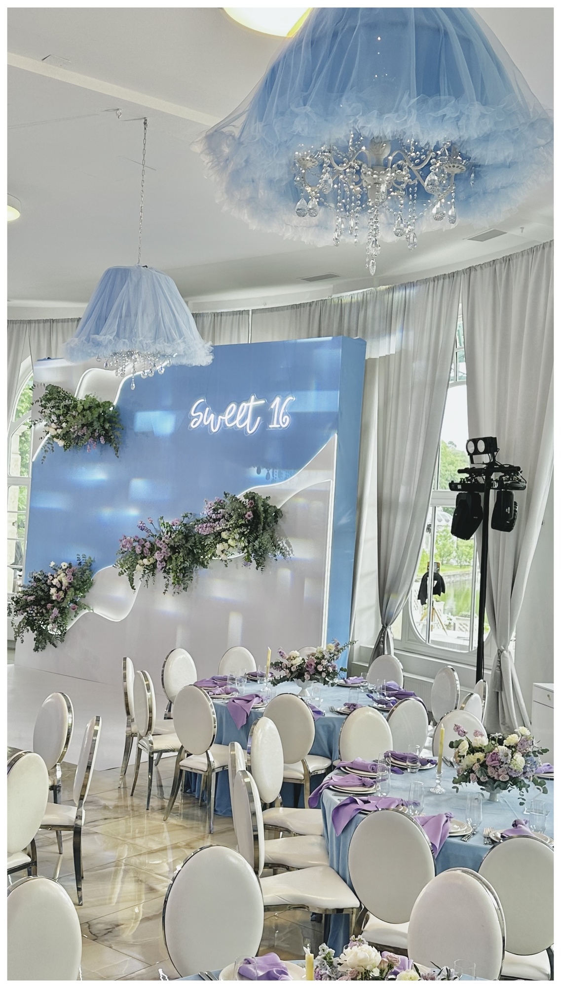 Люстра "sweet 16"