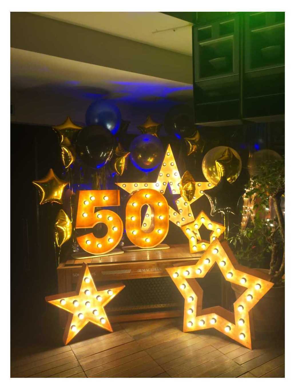 Звезда с лампочками закрытая 80 см.
