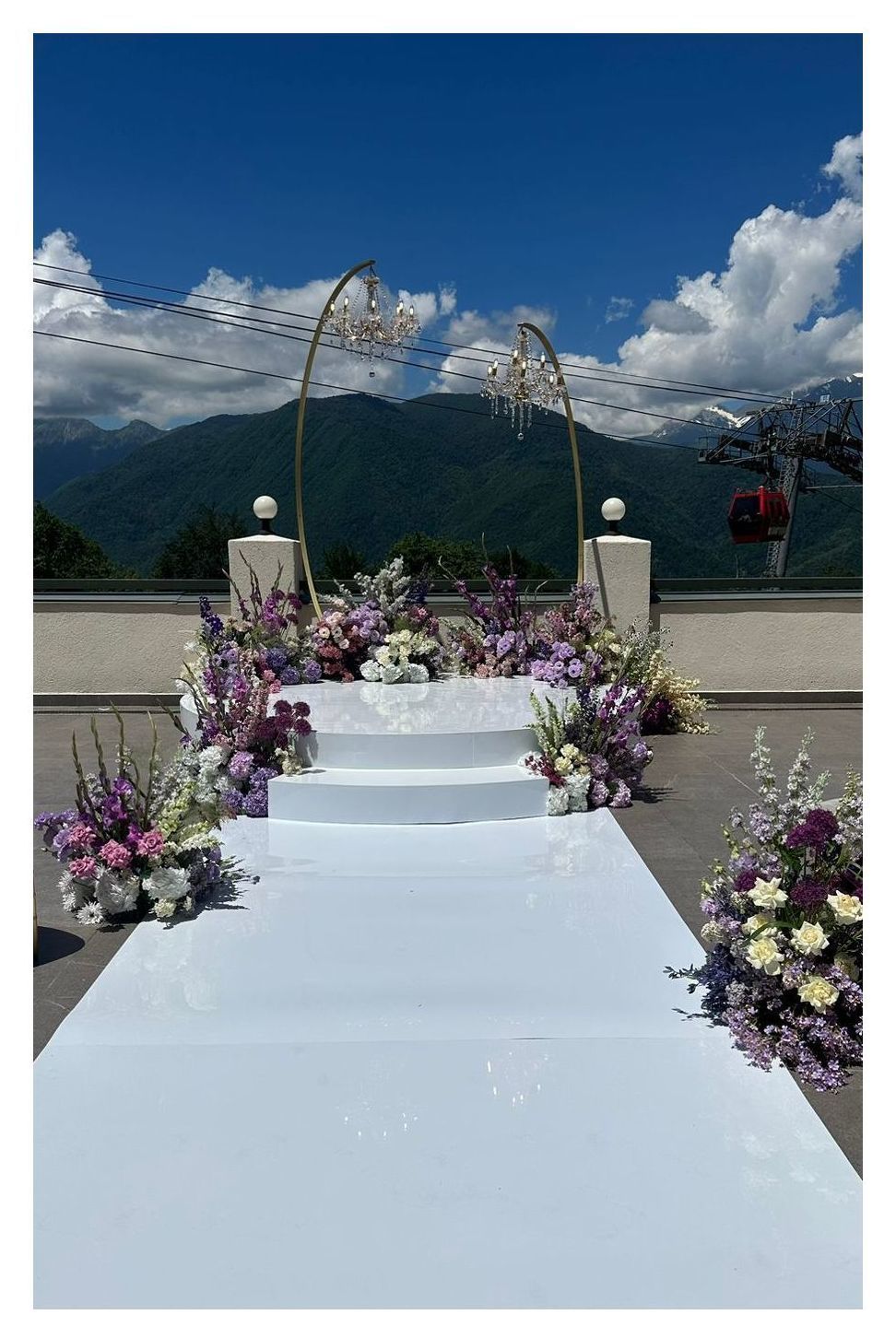 Гортензия темно фиолетовая на натуральной ножке
