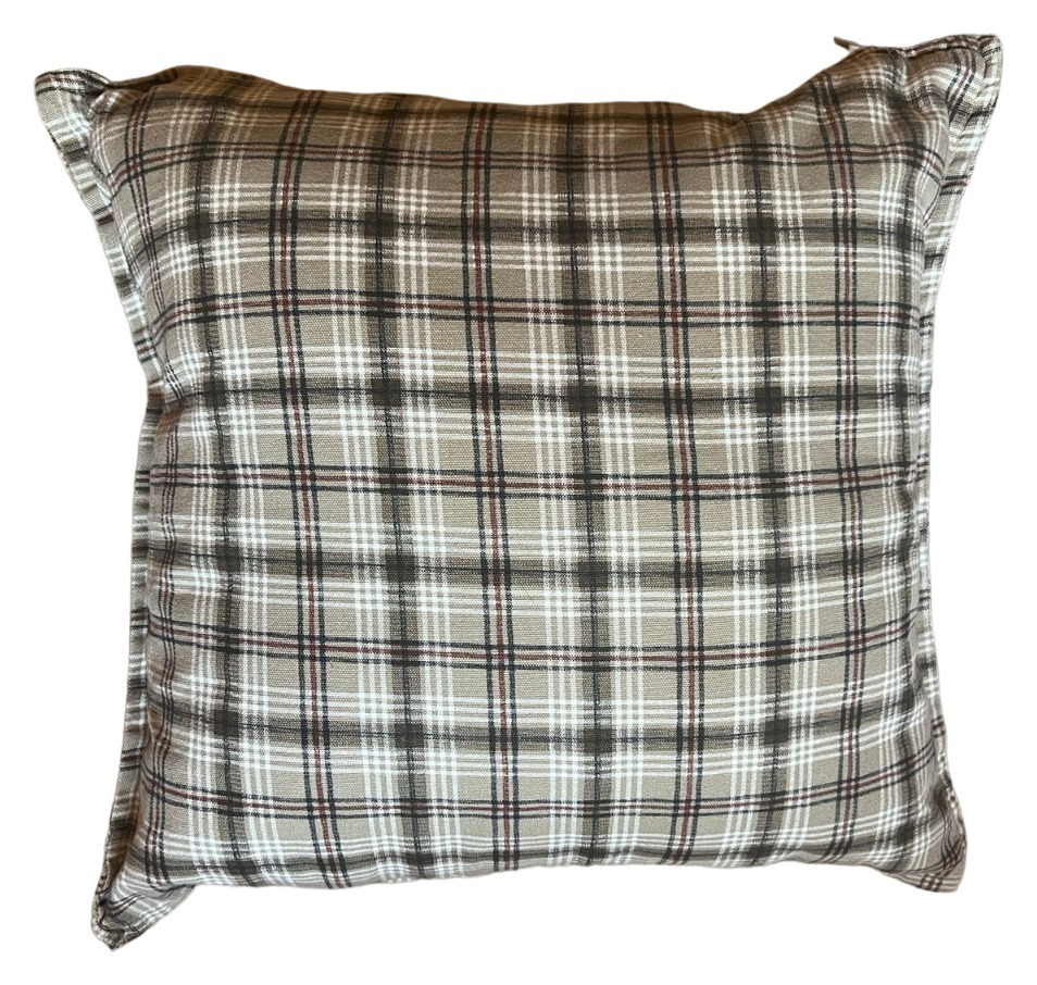 Подушка в клетку