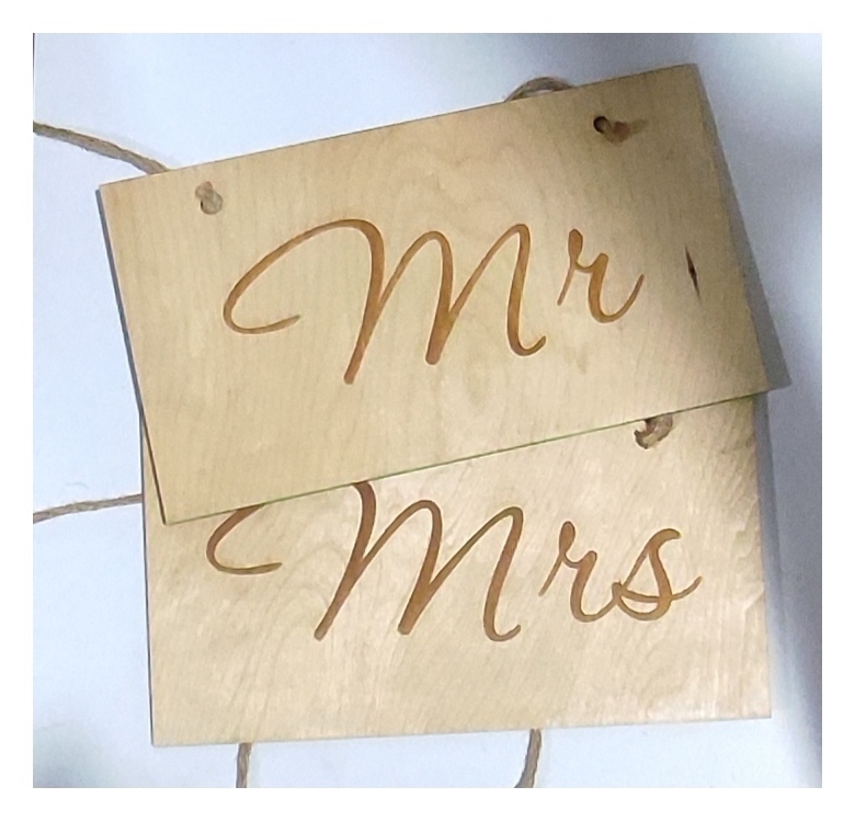 Таблички Mr & Mrs