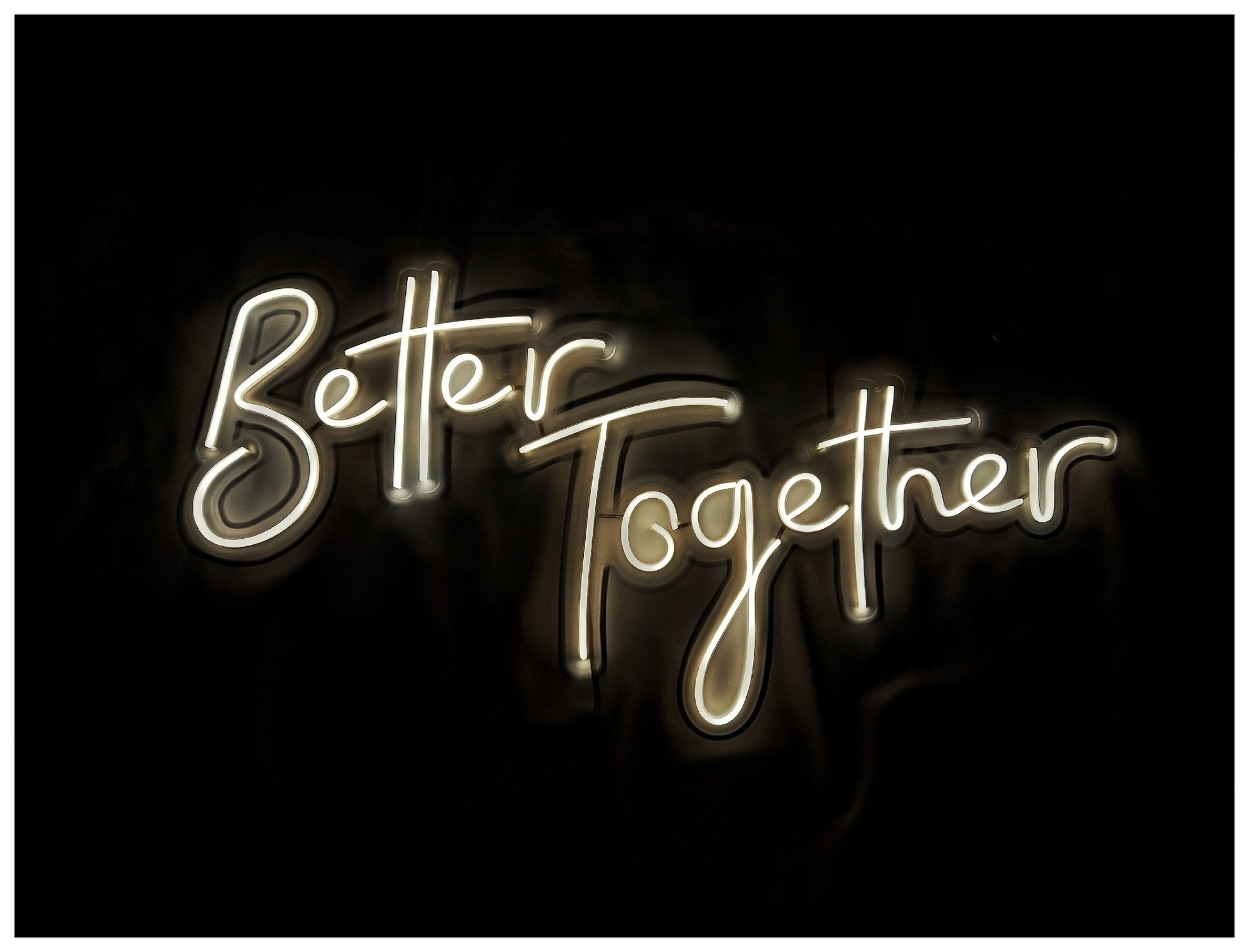 Вывеска неоновая «Better together» 2.0 ТЁПЛАЯ