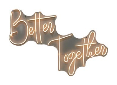 Неоновая вывеска "Better Together"