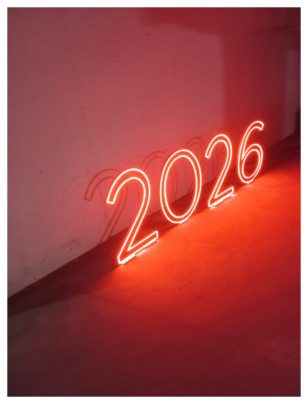 Цифры 2027_70см неон RGB