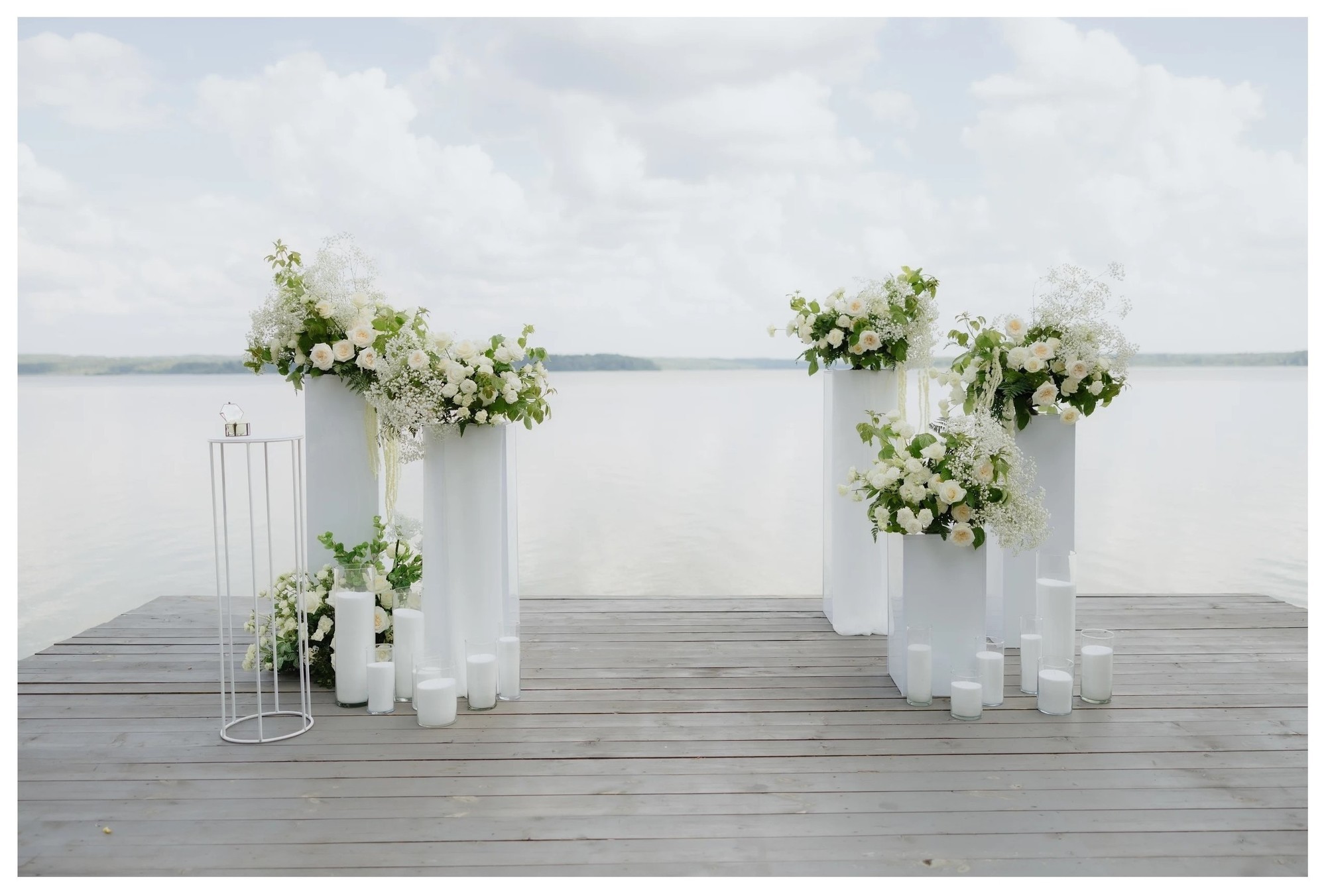 Колонна прямоугольная белая "Сенешаль №1"