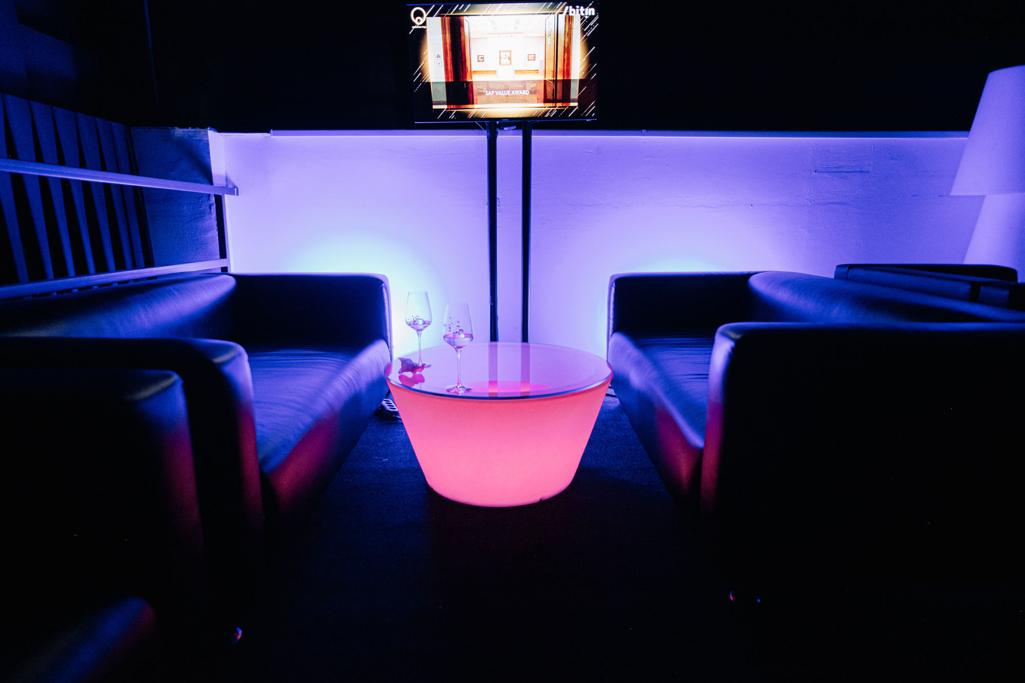 Светящийся LED RGB кофейный стол Round 80