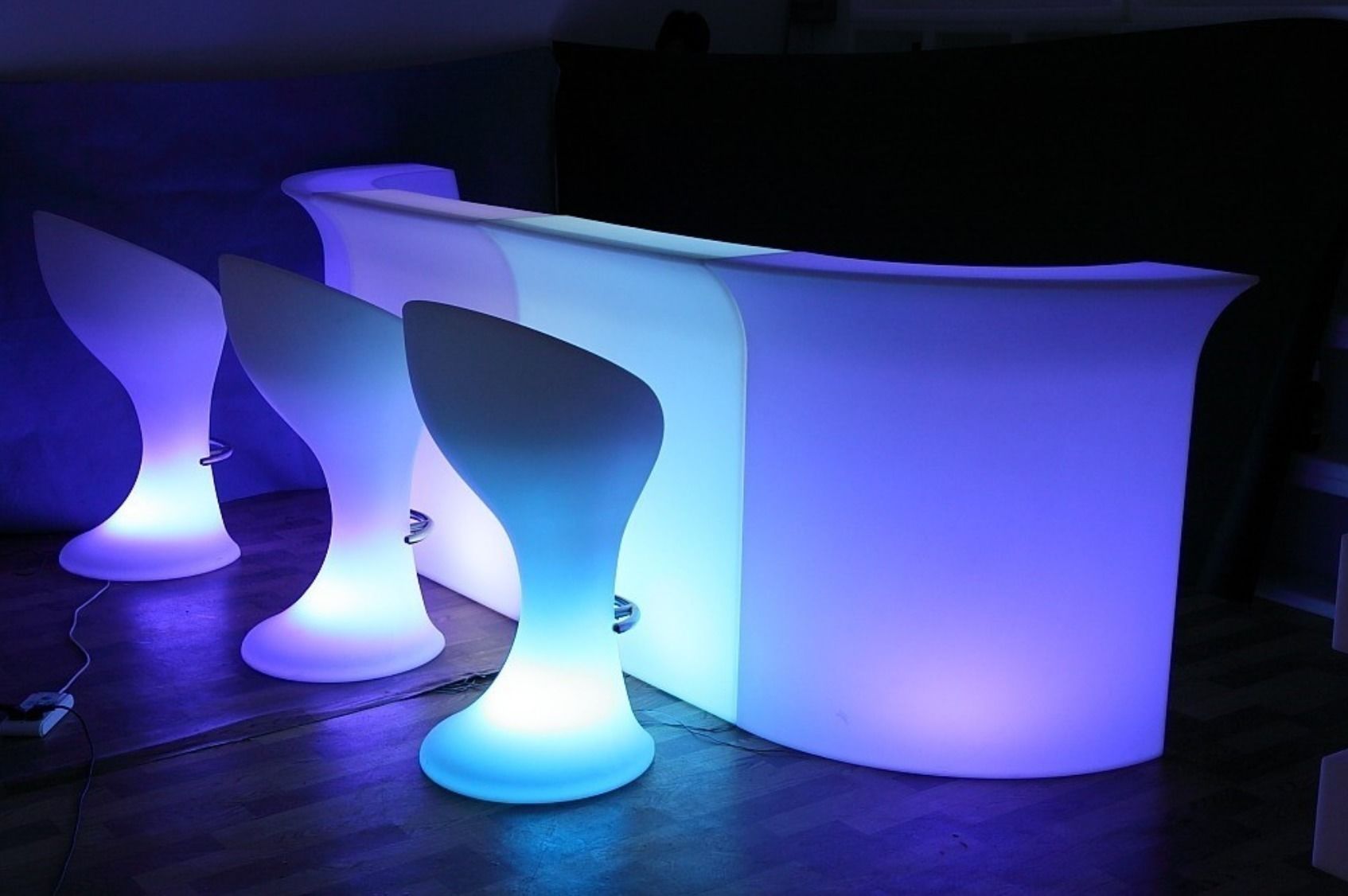 Светящийся LED RGB барный стул Hiper