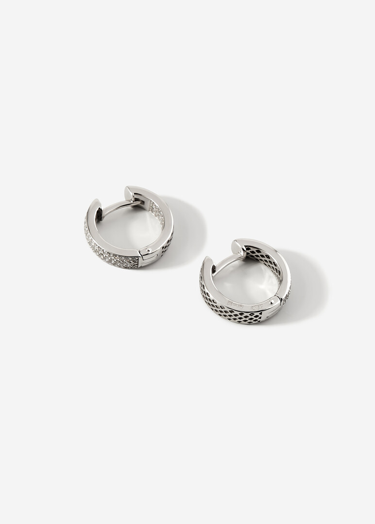 Earrings in white gold with diamonds