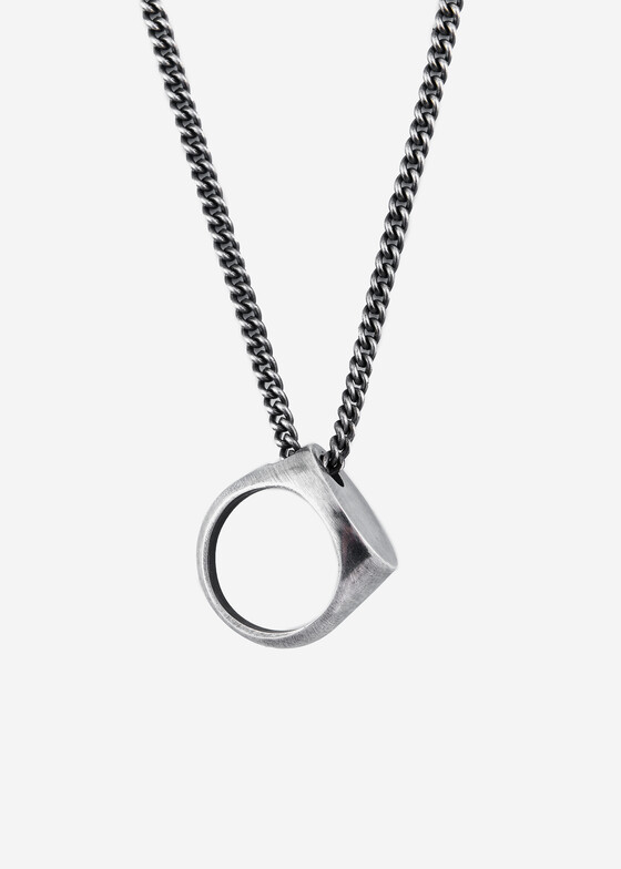 Кулоны и подвески MM6 Maison Margiela Серебристый кулон-печатка на тонкой цепочке MM6
