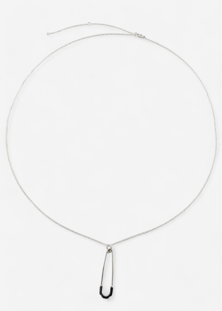 Necklace Pin — это название уже на английском языке.