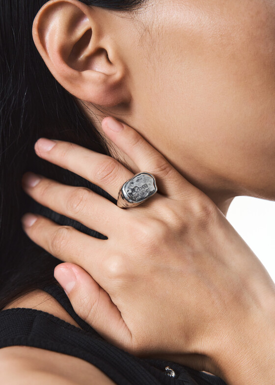 Печатки Mintaka Jewellery Кольцо из серебра с муассанитом