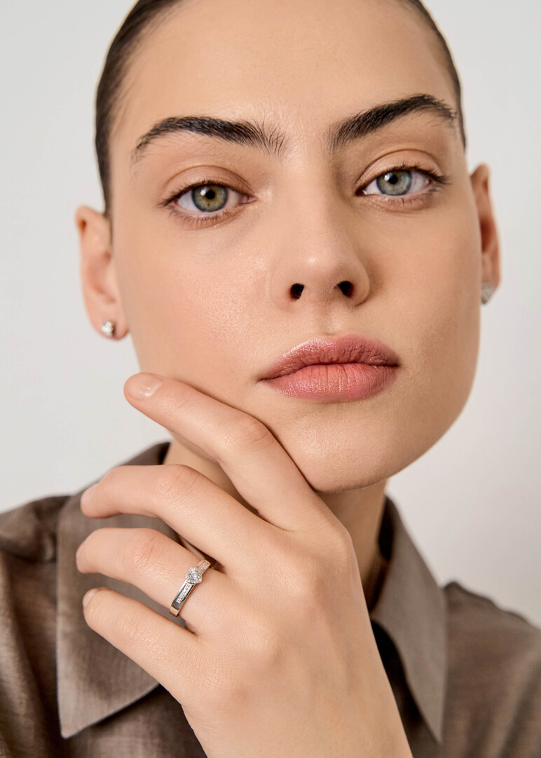Gold and diamond ring