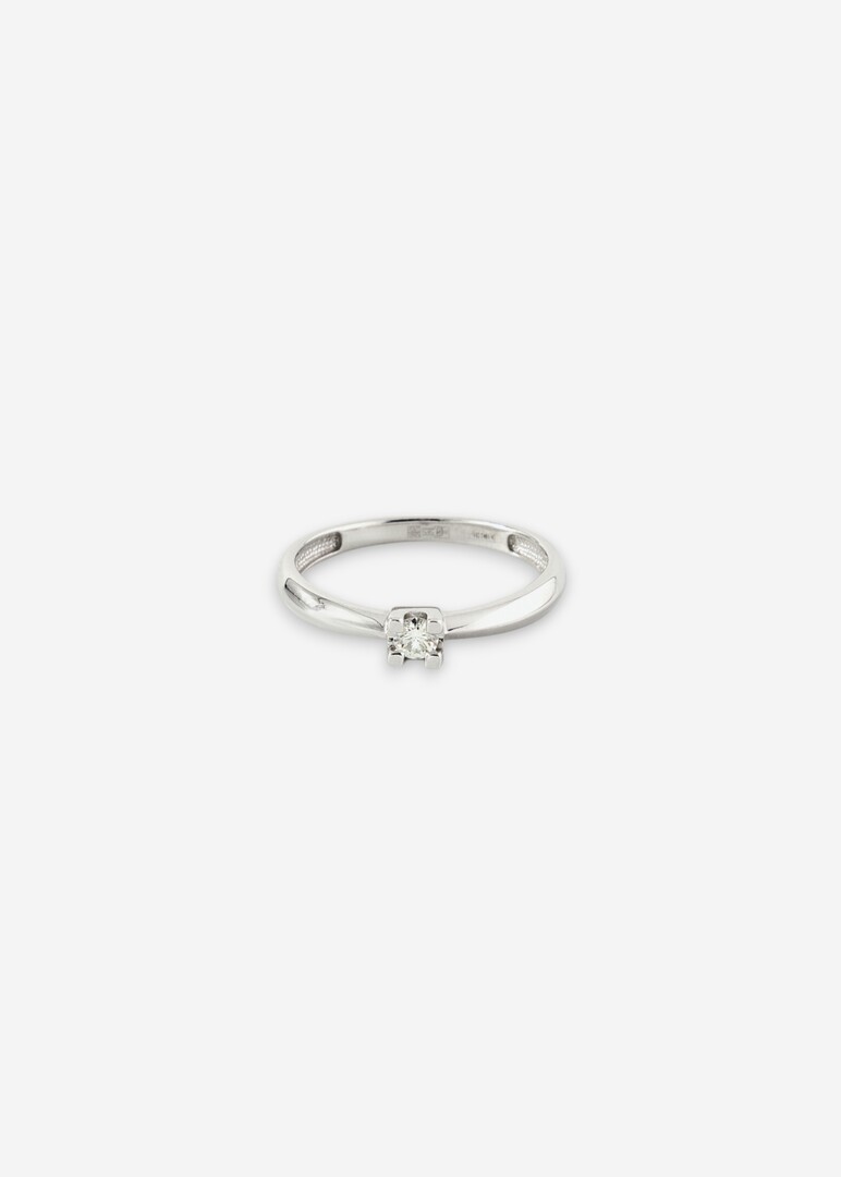 Gold and Diamond ring
