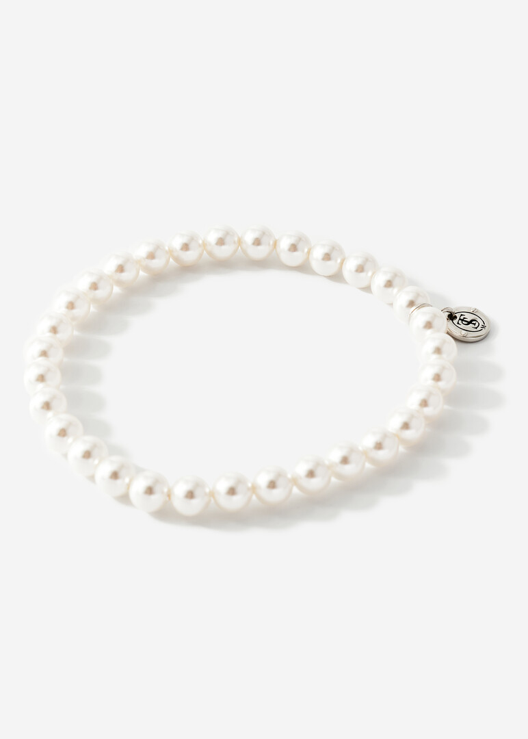 Silver bracelet with pearl beads