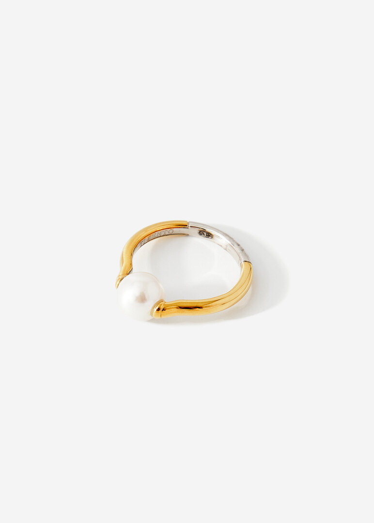 bicolor ring made of silver