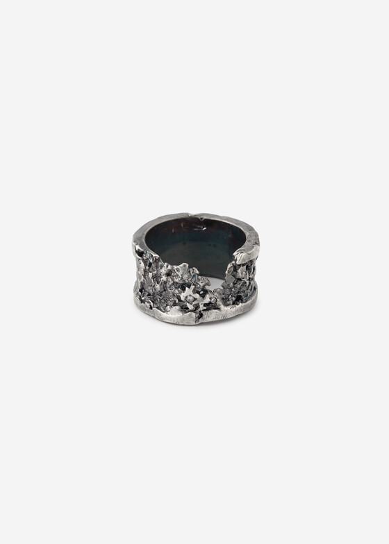 Широкие кольца Kintsugi Jewelry Кольцо из черненого серебра с бриллиантами Surrender