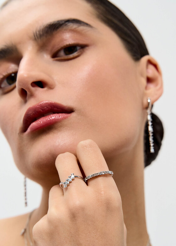 Тонкие кольца Herald Percy Diamonds Кольцо из белого золота с топазами