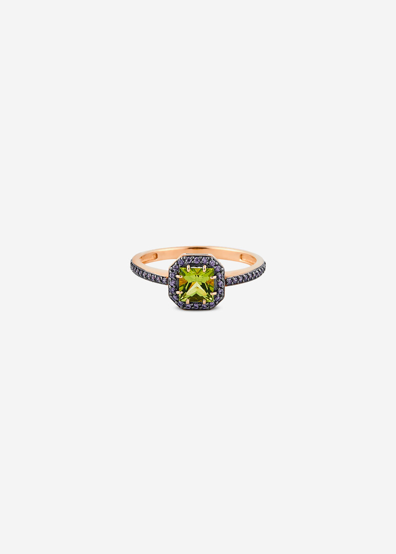gold ring with chrysolite and cubic zirconia