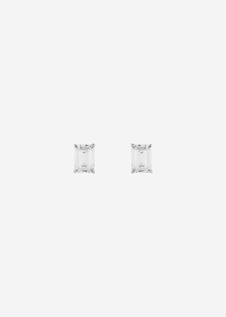 white gold lab-grown diamond studs