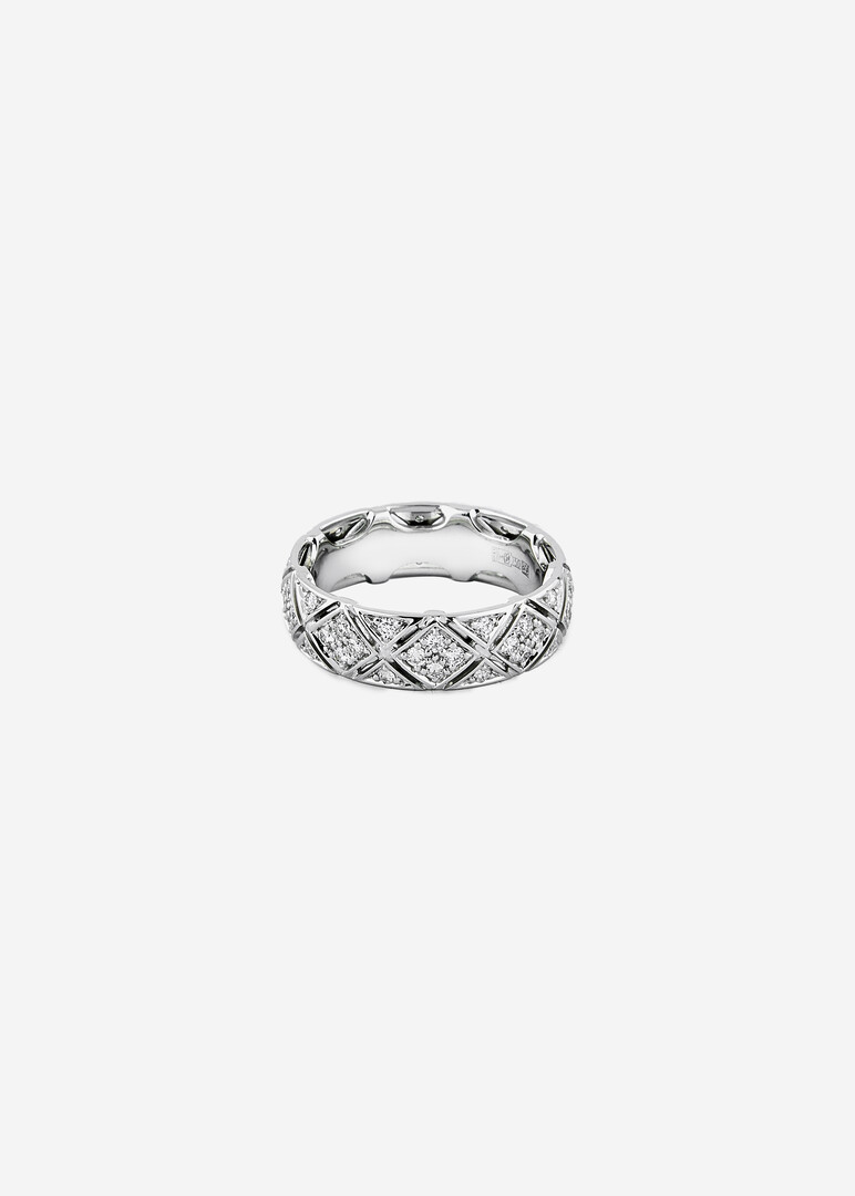 white gold diamond ring