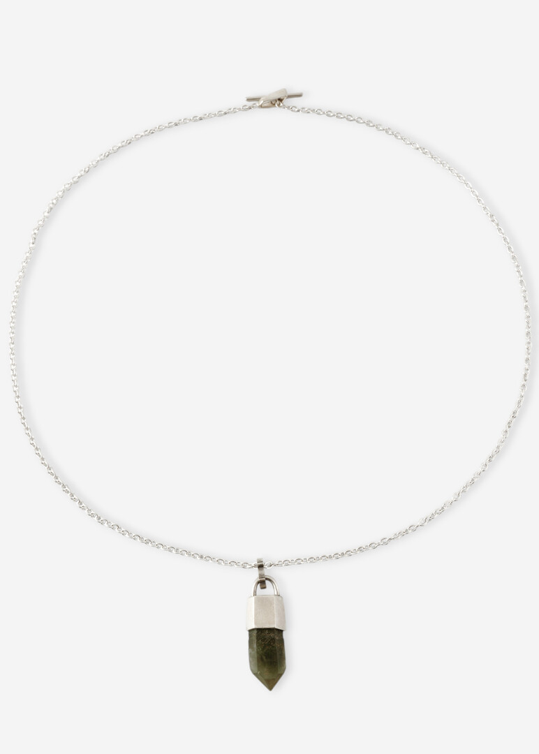Silver necklace with green quartz